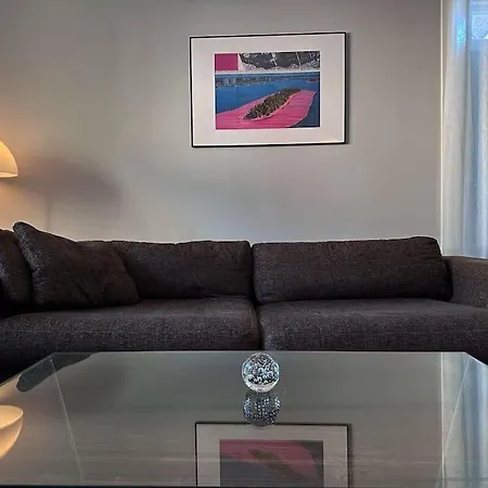 Apartment Local Family Close To Center